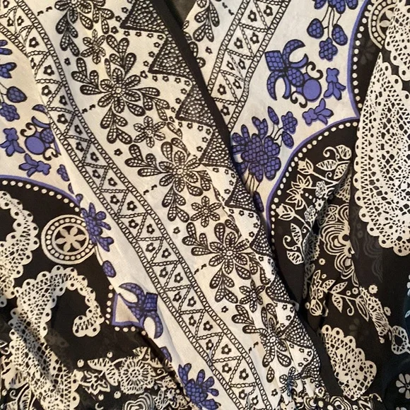 Misguided Romper 2 Sheer - Picture 2 of 3